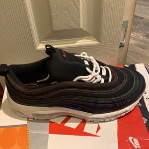 AirMax, Size 9 M, multicolor, New